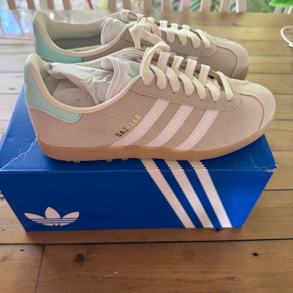 Adidas Gazelle Spikeless Golf Sneaker 7 NWT